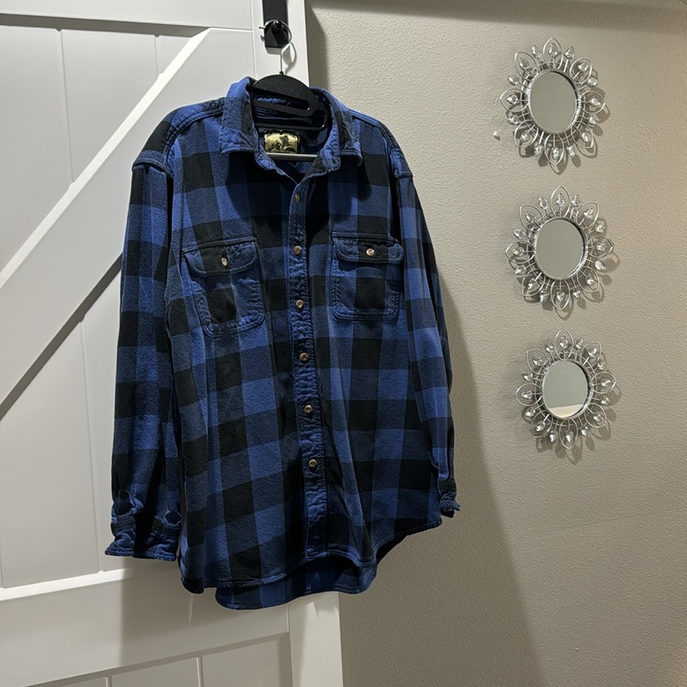 Field & Stream Mens Large Blue and Black Thick Flannel Button Shirt